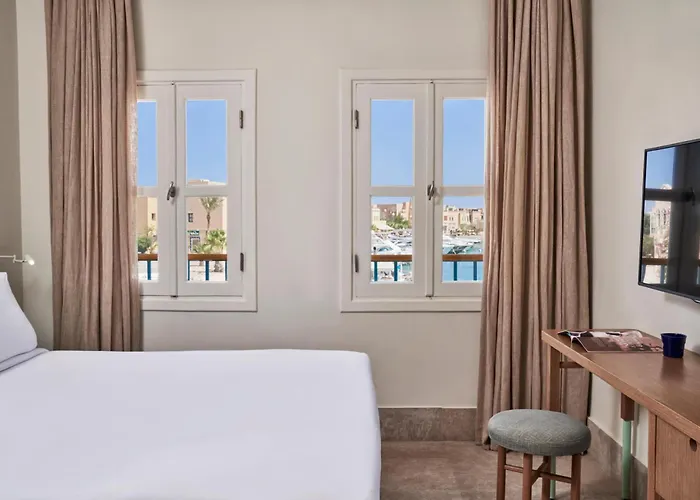 Inn Captain's 3*