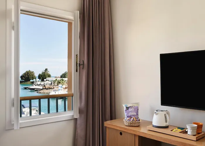 Captain's Inn 3*